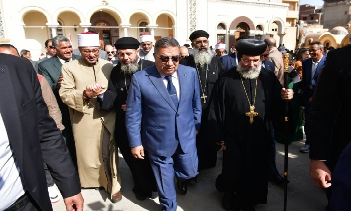 محافظ الدقهلية يقدم التهنئة بعيد القيامة المجيد بمطرانية ميت غمر ودقادوس محافظ الدقهلية يقدم التهنئة بعيد القيامة المجيد بمطرانية ميت غمر ودقادوس