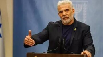 زعيم المعارضة بإسرائيل يحذر من اغتيال سياسي