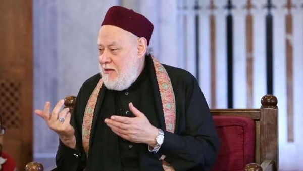 علي جمعة: 95% من العلماء الكبار اتفقوا مع منهج الإمام الأشعري علي جمعة: 95% من العلماء الكبار اتفقوا مع منهج الإمام الأشعري