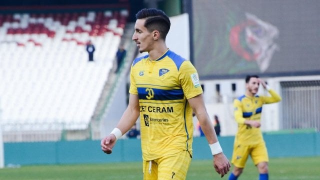 رئيس باراداو: لا يوجد مفاوضات من الزمالك لضم بولبينة رئيس باراداو: لا يوجد مفاوضات من الزمالك لضم بولبينة