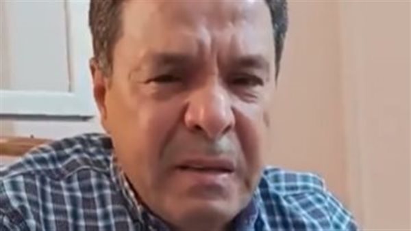 أب يستغيث من إصابة نجله بمرض نادر: محتاج عملية زراعة رئتين بـ 27 مليون جنيه |بث مباشر أب يستغيث من إصابة نجله بمرض نادر: محتاج عملية زراعة رئتين بـ 27 مليون جنيه |بث مباشر