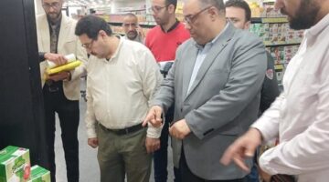 إعدام نصف طن أغذية فاسدة في حملات على المنشآت الغذائية بالمنوفية