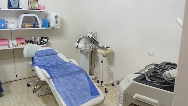 صحة المنيا: ضبط مركز تجميل غير مرخص تديره طالبة صحة المنيا: ضبط مركز تجميل غير مرخص تديره طالبة