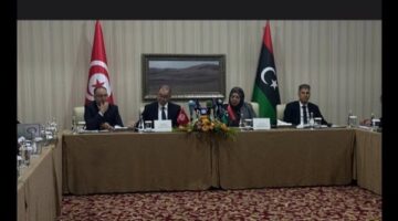ليبيا وتونس تتفقان على تسهيل الإجراءات القنصلية وتعزيز التنسيق في ملفات الهجرة والعبور