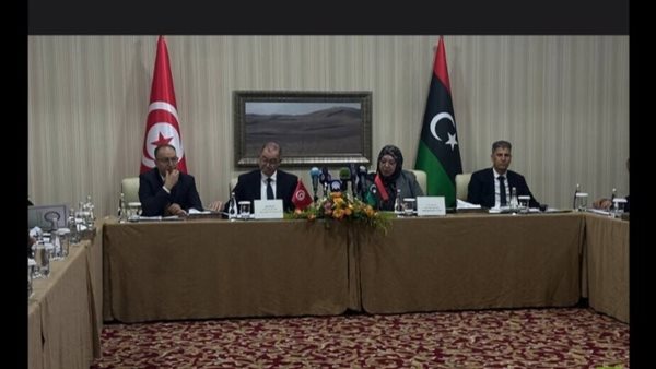 ليبيا وتونس تتفقان على تسهيل الإجراءات القنصلية وتعزيز التنسيق في ملفات الهجرة والعبور ليبيا وتونس تتفقان على تسهيل الإجراءات القنصلية وتعزيز التنسيق في ملفات الهجرة والعبور