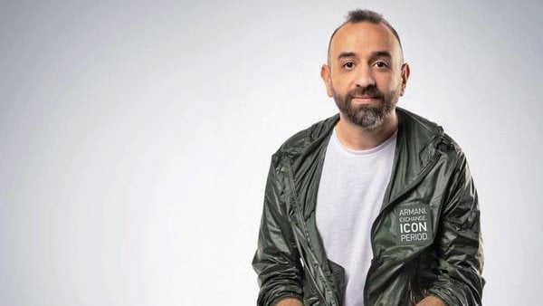 عمرو سلامة: منحت أبطال مسلسل برستيج مساحة للحرية في التمثيل.. ولافتات الترويج زودت الترقب عمرو سلامة: منحت أبطال مسلسل برستيج مساحة للحرية في التمثيل.. ولافتات الترويج زودت الترقب