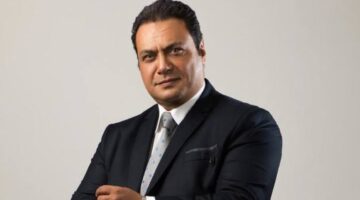 مشروع إرهابي.. مراد مكرم يهاجم معذبي الحيوانات