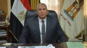 أخبار الوادي الجديد| المحافظ يرفع درجة الاستعداد لاستقبال الربيع.. ويهنئ أقباط المحافظة بعيد القيامة