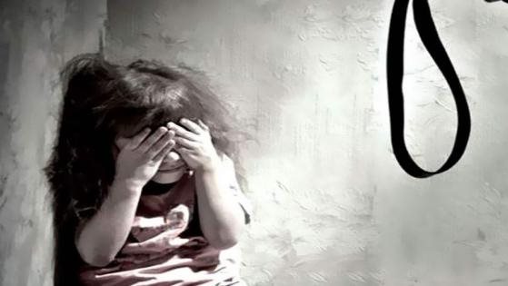 قرار من النيابة بشأن عامل اعتدى على طفـ.لة بالضرب في الإسكندرية قرار من النيابة بشأن عامل اعتدى على طفـ.لة بالضرب في الإسكندرية