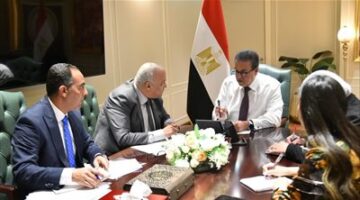 وزير الصحة يوجه بتحمل الصندوق تكلفة الدراسات العليا للأطباء البشريين سواء الماجستير أو الدكتوراه