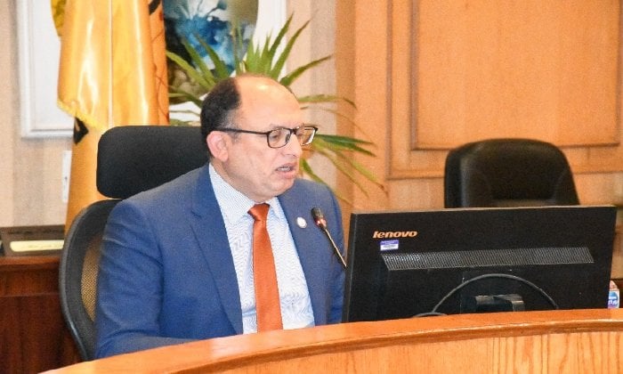 نحو بيئة جامعية آمنة ومستدامة.. جامعة حلوان تُطلق خريطة طريق لمناهضة العنف وتمكين المرأة نحو بيئة جامعية آمنة ومستدامة.. جامعة حلوان تُطلق خريطة طريق لمناهضة العنف وتمكين المرأة