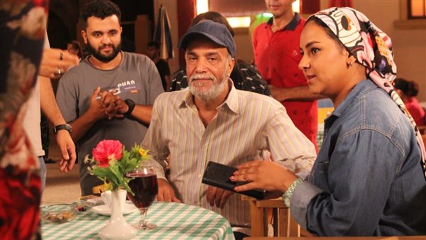 ابنة سليمان عيد: "الوفاة كانت مفاجئة.. ووشه كان بيضحك في الكفن" ابنة سليمان عيد: "الوفاة كانت مفاجئة.. ووشه كان بيضحك في الكفن"