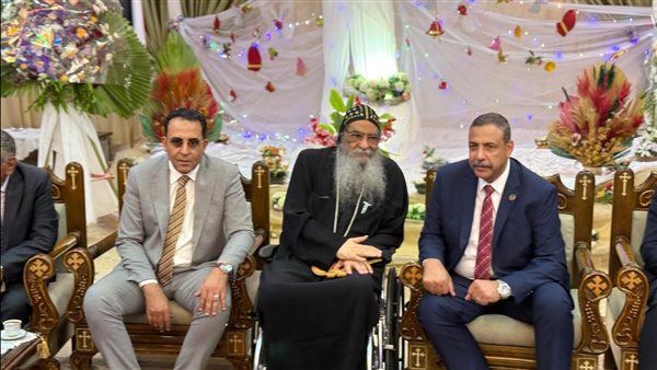 وفد "الجبهة الوطنية" بالفيوم يزور الأنبا إبرام للتهنئة بعيد القيامة المجيد وفد "الجبهة الوطنية" بالفيوم يزور الأنبا إبرام للتهنئة بعيد القيامة المجيد