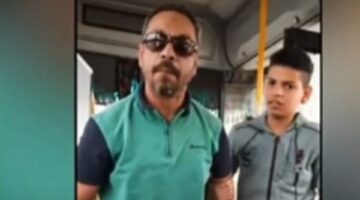 القبض على سائق أتوبيس تعدى على سيدة بالسب