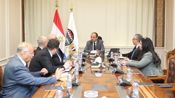 إنرجيز الإيطالية تتطلع لتعزيز وجودها في السوق المصرية بالشراكة مع قطاع الأعمال إنرجيز الإيطالية تتطلع لتعزيز وجودها في السوق المصرية بالشراكة مع قطاع الأعمال