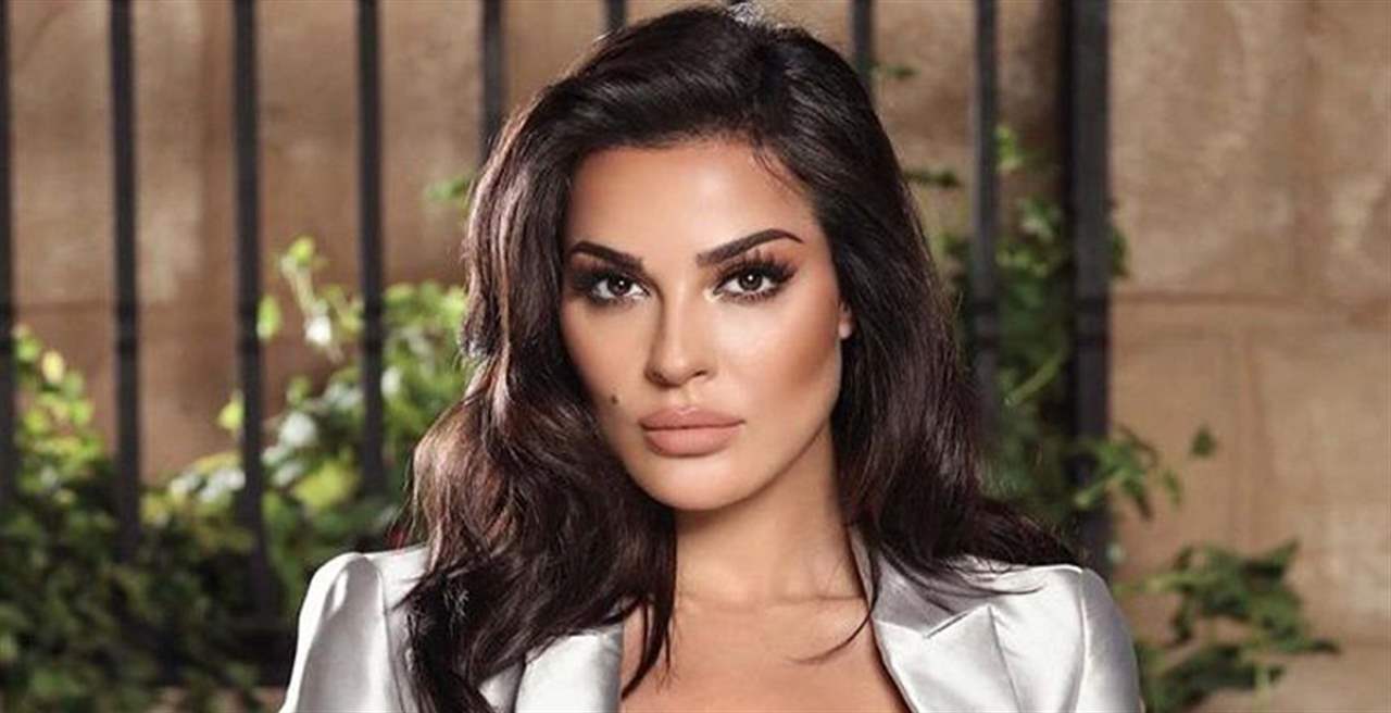 نادين نسيب نجيم تظهر بمقطع فيديو تبكي بحرقة .. ماذا حصل؟ نادين نسيب نجيم تظهر بمقطع فيديو تبكي بحرقة .. ماذا حصل؟