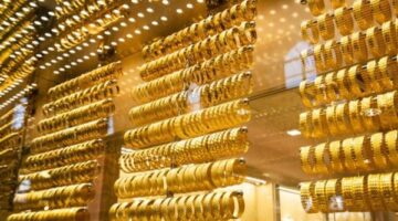 سعر الذهب عيار 21 يلامس 5 آلاف جنيه لأول مرة.. والأونصة عند مستوى تاريخي
