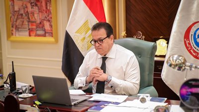 وزير الصحة يتابع جهود هيئة الدواء في الحفاظ على استقرار توافر الأدوية بالسوق المحلية وزير الصحة يتابع جهود هيئة الدواء في الحفاظ على استقرار توافر الأدوية بالسوق المحلية
