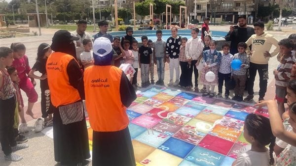 مكافحة الإدمان داخل الحدائق العامة خلال أعياد الربيع وشم النسيم لتوعية الزوار بأضرار التدخين وتعاطي المخدرات مكافحة الإدمان داخل الحدائق العامة خلال أعياد الربيع وشم النسيم لتوعية الزوار بأضرار التدخين وتعاطي المخدرات