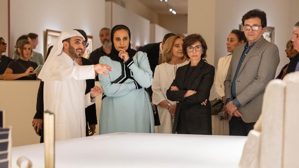 وزير الثقافة: الفن يجسد الذاكرة الجماعية ويعبر حدود الجغرافيا واللغة نحو حوار إنساني عالمي وزير الثقافة: الفن يجسد الذاكرة الجماعية ويعبر حدود الجغرافيا واللغة نحو حوار إنساني عالمي