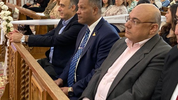 نواب “مستقبل وطن” يزورون كنائس الإسكندرية لتقديم التهنئة بعيد القيامة نواب “مستقبل وطن” يزورون كنائس الإسكندرية لتقديم التهنئة بعيد القيامة