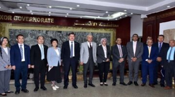 محافظ الأقصر يستقبل وفد مدينة تشنزن الصينية