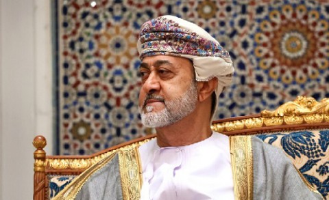 سلطان عمان يبدأ أول زيارة إلى روسيا سلطان عمان يبدأ أول زيارة إلى روسيا