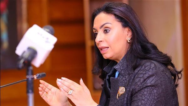 وزيرة التضامن توجه بدراسة حالة أسر حادث المنيا.. وتقديم اللازم لكل أسرة وزيرة التضامن توجه بدراسة حالة أسر حادث المنيا.. وتقديم اللازم لكل أسرة