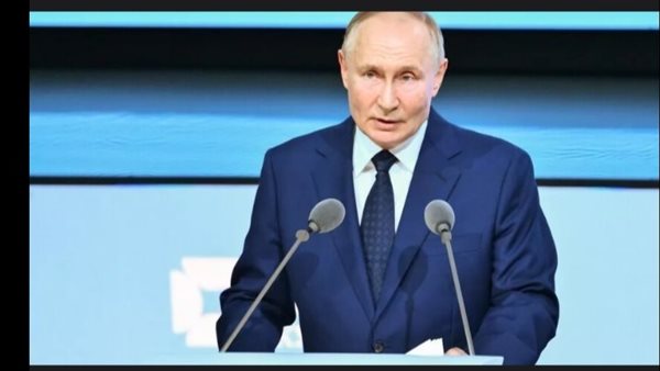 بوتين: الأسلحة المرسلة إلى أوكرانيا ينتهي بها الأمر في السوق السوداء بوتين: الأسلحة المرسلة إلى أوكرانيا ينتهي بها الأمر في السوق السوداء
