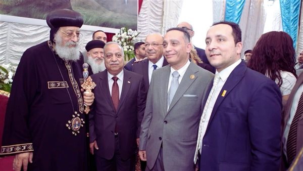 البابا تواضروس يستقبل وفدًا من الحزب المصري الديمقراطي للتهنئة بعيد القيامة البابا تواضروس يستقبل وفدًا من الحزب المصري الديمقراطي للتهنئة بعيد القيامة