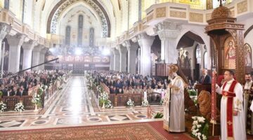 عيد القيامة المجيد.. صلوات مقدسة وسط أجواء روحانية.. والبابا تواضروس يشكر الرئيس السيسي
