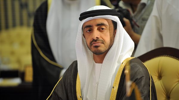 الإمارات وباكستان تبحثان عددا من القضايا الإقليمية والدولية الإمارات وباكستان تبحثان عددا من القضايا الإقليمية والدولية