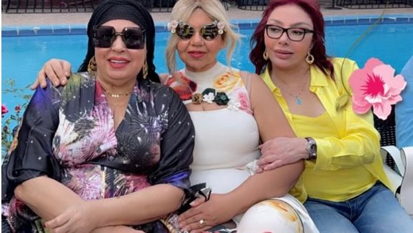 فيفي عبده ونبيلة عبيد ونرمين الفقي يحتفلن بشم النسيم مع نجوم الفن فيفي عبده ونبيلة عبيد ونرمين الفقي يحتفلن بشم النسيم مع نجوم الفن
