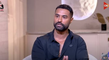 كريم فهمي يعلق على نجاح مسلسل “وتقابل حبيب” (فيديو)