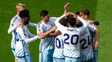 توتنهام يفوز على نوتنجهام بثنائية في الدوري الإنجليزي
