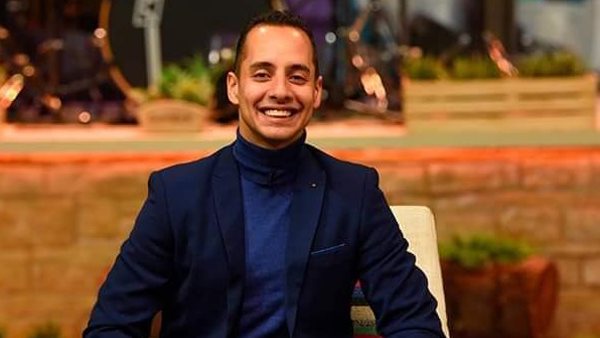 بيحسوا زينا.. عمرو وهبة يعلق على أذى الحيوانات وتعرضهم للعنف