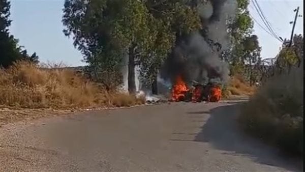 غارة إسرائيلية تستهدف سيارة في محيط بلدة بعورتا بجبل لبنان غارة إسرائيلية تستهدف سيارة في محيط بلدة بعورتا بجبل لبنان