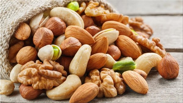 الجوز البرازيلي.. بين الفوائد المذهلة والمخاطر الخفية الجوز البرازيلي.. بين الفوائد المذهلة والمخاطر الخفية