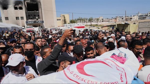 جيش الاحتلال الإسرائيلي: سوء الفهم وراء مقتل 15 مسعفًا فلسطينيًا جيش الاحتلال الإسرائيلي: سوء الفهم وراء مقتل 15 مسعفًا فلسطينيًا