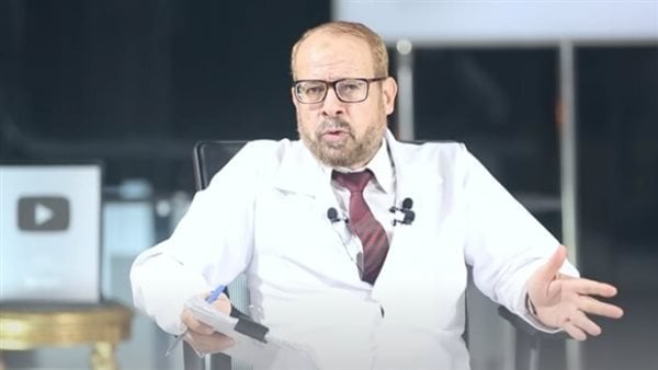 يشوه سمعة المهنة ويستخدم علاجات غير معتمدة.. «الأسبوع» تنتصر على طبيب «سم النحل» يشوه سمعة المهنة ويستخدم علاجات غير معتمدة.. «الأسبوع» تنتصر على طبيب «سم النحل»