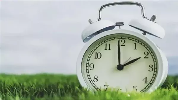 موعد تطبيق التوقيت الصيفي 2025.. خلال أيام فقط موعد تطبيق التوقيت الصيفي 2025.. خلال أيام فقط