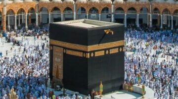 «يا رايحين للنبي الهادي».. ماذا تقول عند رؤية الكعبة؟