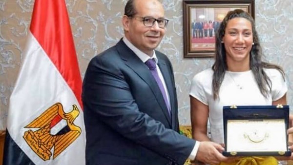 اتحاد السباحة يوافق على ترشح فريدة عثمان للجنة اللاعبين بالأولمبية المصرية اتحاد السباحة يوافق على ترشح فريدة عثمان للجنة اللاعبين بالأولمبية المصرية