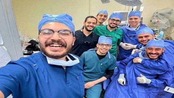 معجزة طبية في جامعة الأزهر: إنقاذ يد شاب بعد 12 ساعة جراحة