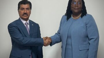 الأمين العام لوزارة الخارجية يجتمع مع نائب وزير الخارجية في سيراليون