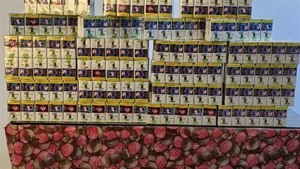 "عصابة الشرطة المزيفة" تستولي على حمولة سجائر بنصف مليون جنيه في الهرم "عصابة الشرطة المزيفة" تستولي على حمولة سجائر بنصف مليون جنيه في الهرم
