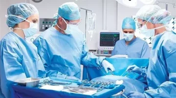 البصة في وشهم بتشفي العليل.. الأطباء تحيل طبيبا للتحقيق بعد حديثه عن الممرضات |بث مباشر
