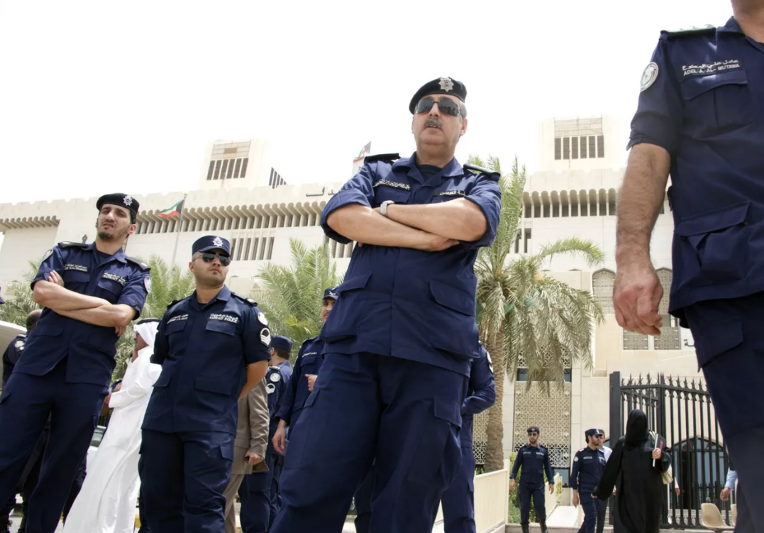 الكويت: الداخلية تحذر من محاولات لاختراق كاميرات المراقبة وتدعو لتعزيز الحماية