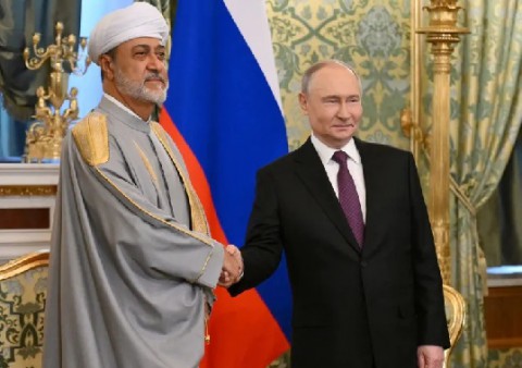 بوتين بحث الملف النووي الإيراني مع سلطان عُمان  