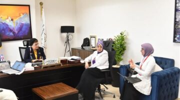 الصحة تبحث تعزيز دور الشباب في التوعية لتحسين الخصائص السكانية